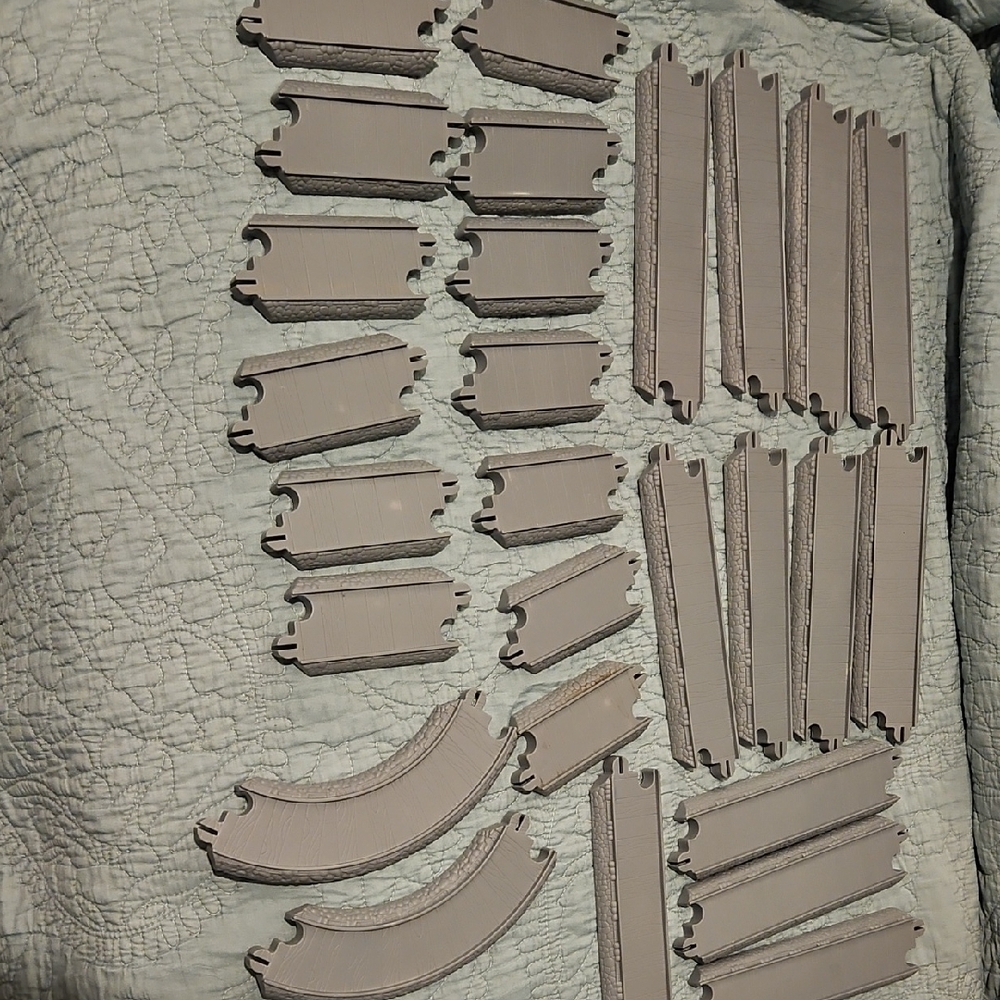 25 Pieces of Thomas Limited Learning Track